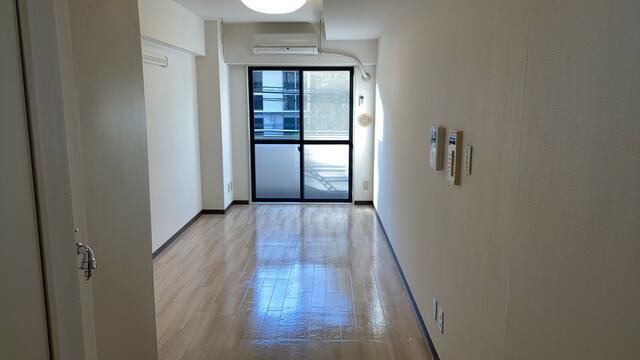 居室・リビング　※別部屋参考画像
