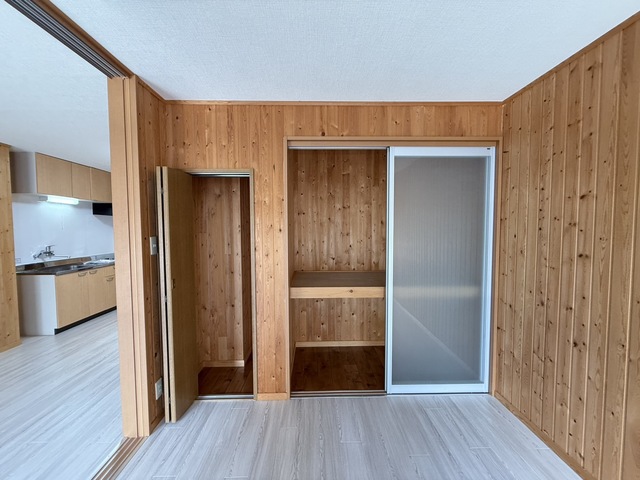収納　別部屋参考写真です