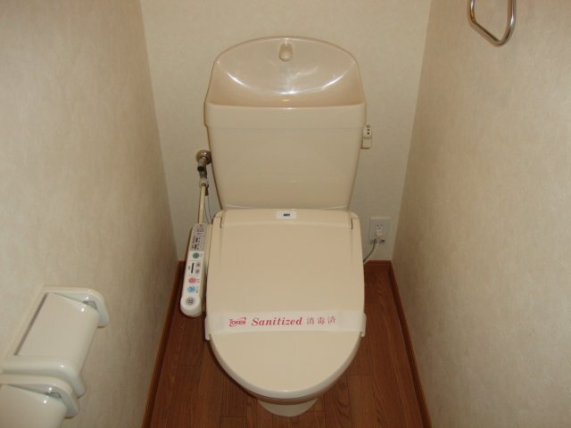 トイレ　シャワー付トイレ
