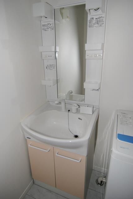 洗面設備　忙しい朝には欠かせない洗面所です