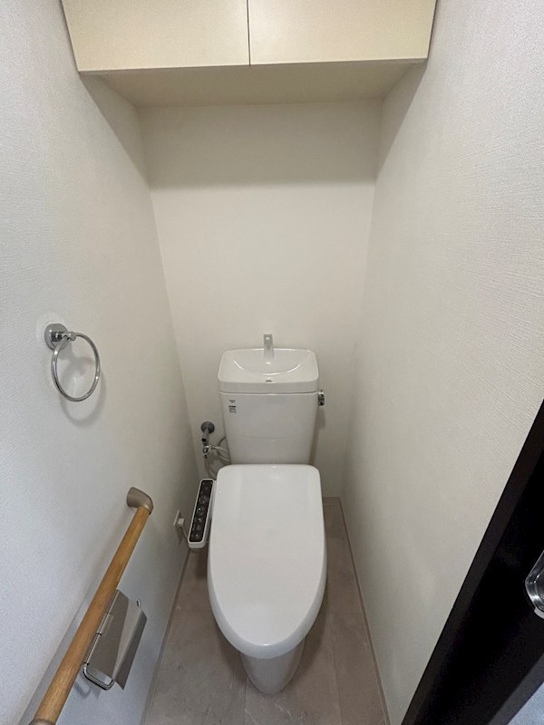 トイレ　別部屋参考写真