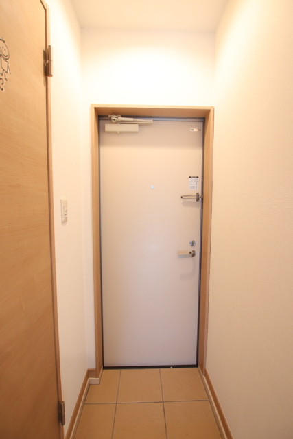 玄関　☆同間取り参考写真です☆※現況優先です