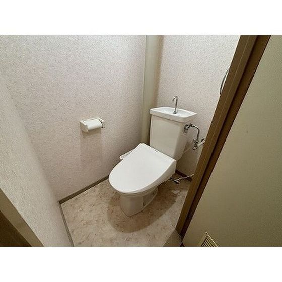 トイレ　※同タイプ別部屋写真。現況優先※