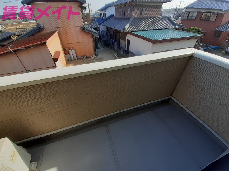 バルコニー　同型別部屋参考写真です
