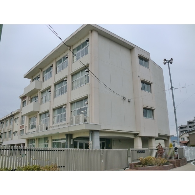 小学校　則武小学校　　４０（小学校）まで920m