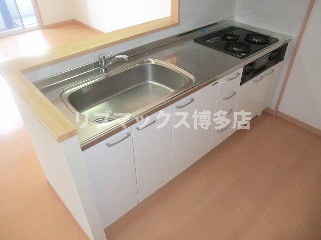 キッチン　※写真と異なる場合は現状優先。