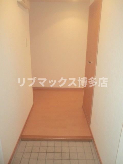 玄関　※写真と異なる場合は現状優先。