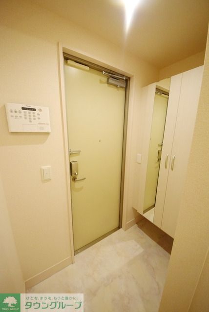 玄関　お問合せはタウンハウジングまで！※現地待合わせ相談可能