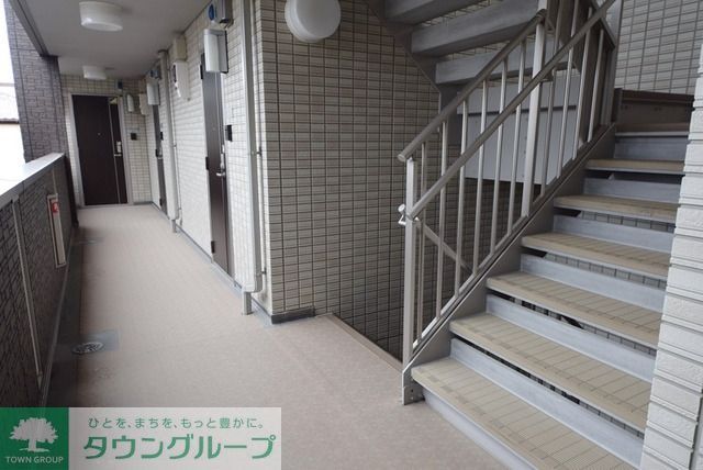 エントランス　お問合せはタウンハウジングまで！※現地待合わせ相談可能