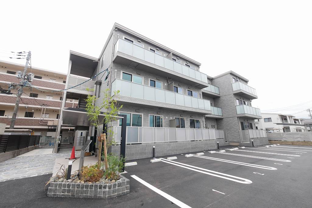 建物外観　プライムリュクスフラット203　1LDK 新築7月1日完成!