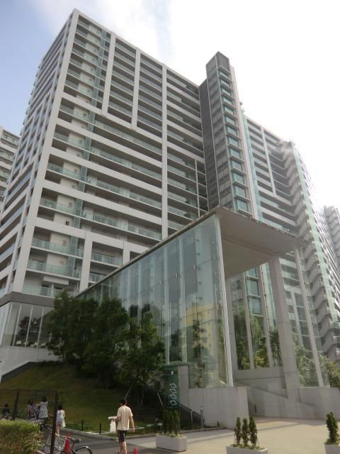 建物外観　大型分譲マンションです