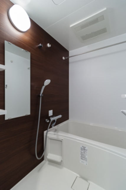 バス・シャワールーム　※写真は同タイプ住戸です。