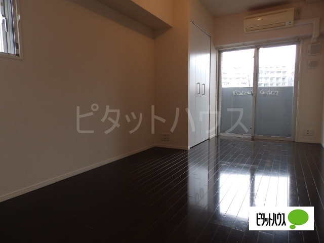 居室・リビング　フローリングのお部屋です♪