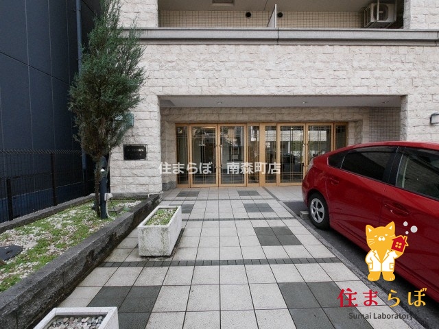 エントランス　共用部の印象も大切に