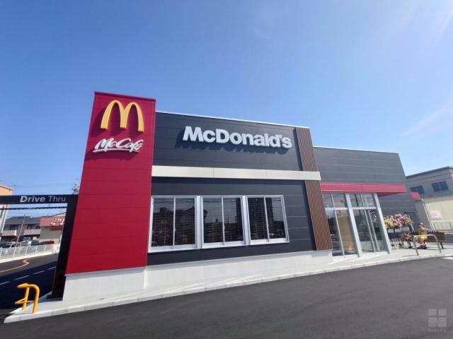 飲食店　マクドナルド春日井美濃町店（飲食店）まで319m