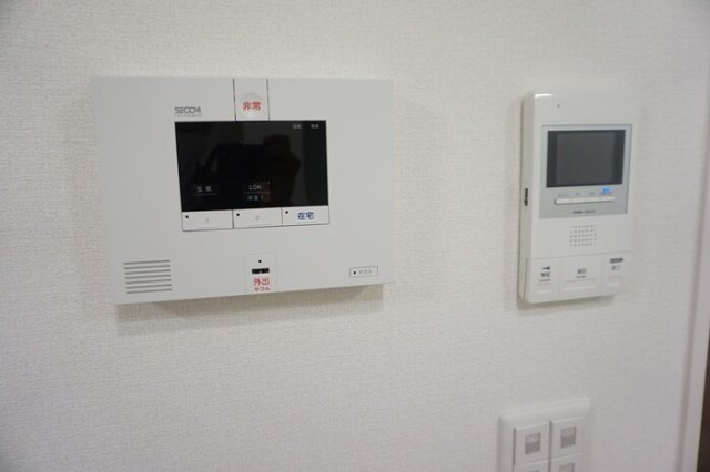 セキュリティ　※別号室の参考写真です