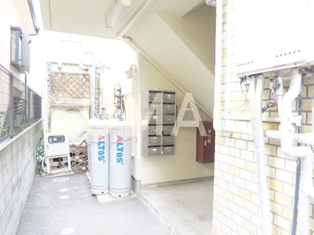 エントランス　建物入り口