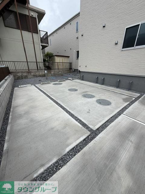 駐車場　バルコニー