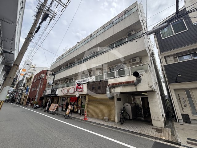 建物外観　ホワイトレジデンス　外観