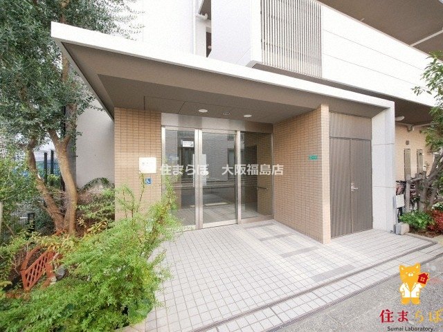 エントランス　共用部の印象も大切に
