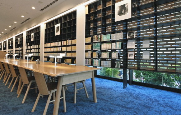 図書館　神奈川県立図書館（図書館）まで80m
