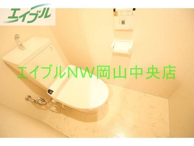 トイレ　ウォッシュレット付