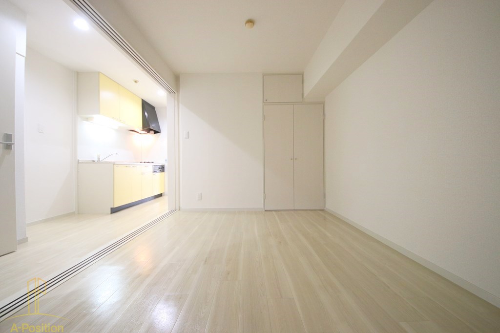 居室・リビング　トウセン本町橋ビル