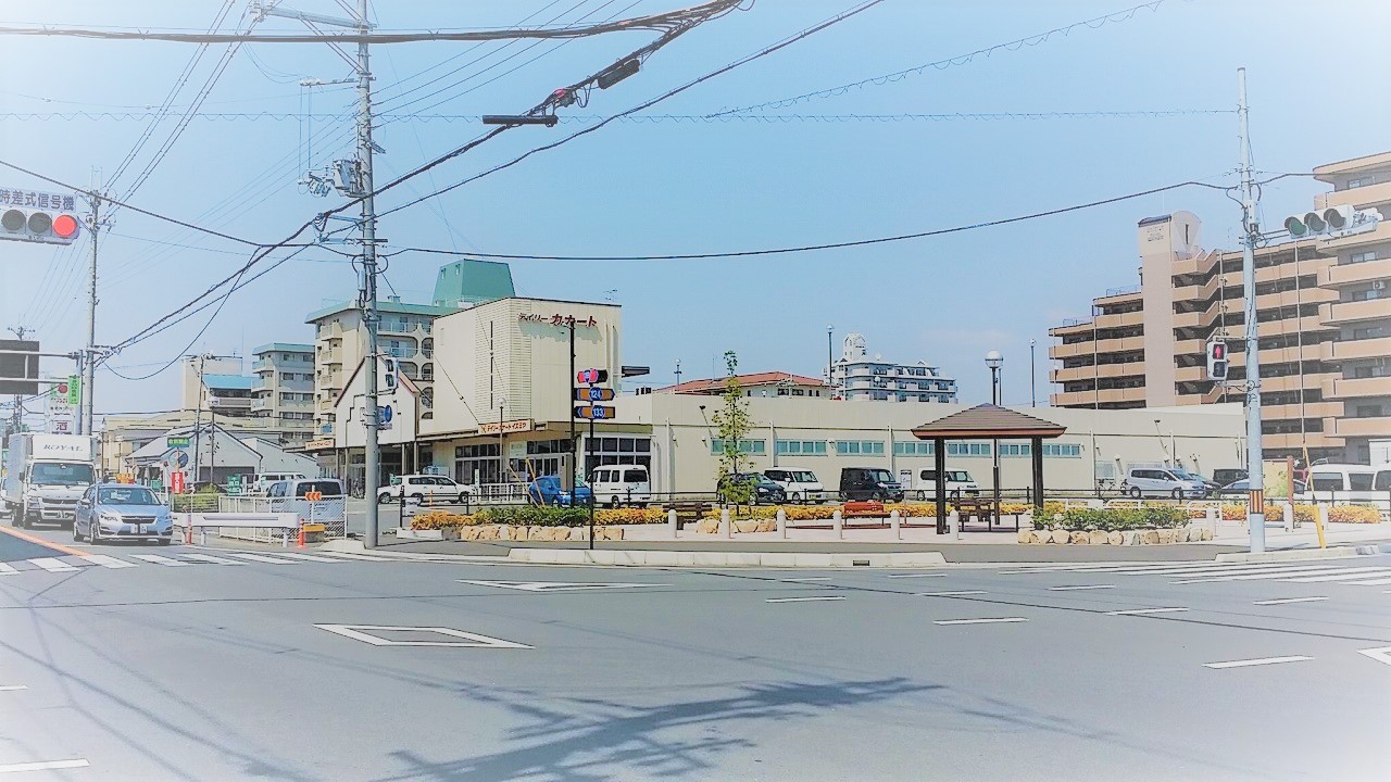 スーパー　デイリーカナート橿原神宮前店（スーパー）まで316m