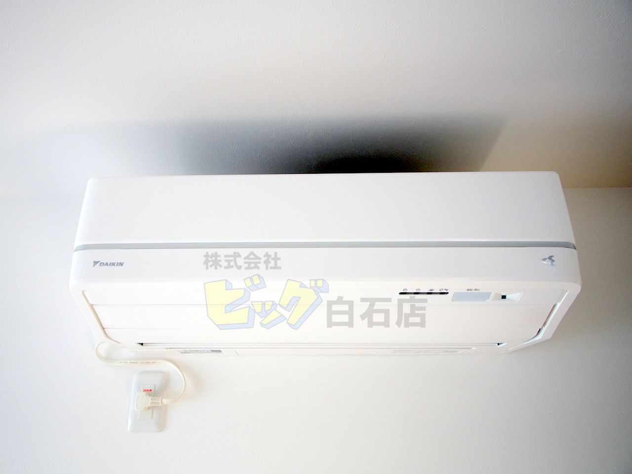 その他設備　夏も快適なエアコン付きです♪
