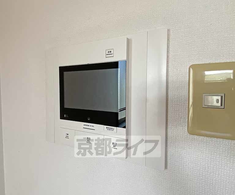 セキュリティ　モニターで来客確認できるので安心です。