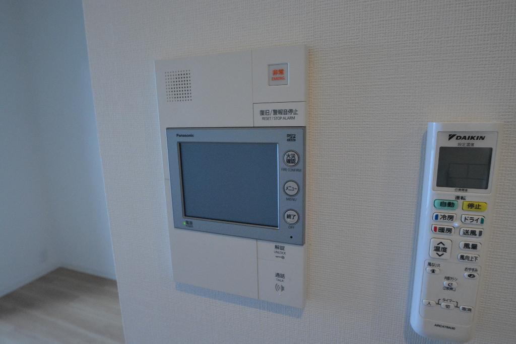 セキュリティ　カメラ付インターホン