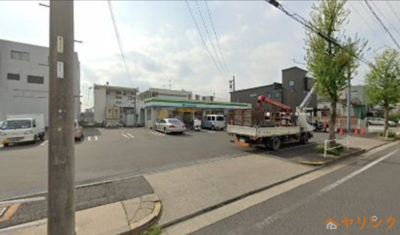 コンビニ　ファミリーマート丸野町店（コンビニ）まで1325m