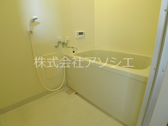 バス・シャワールーム　バスルーム