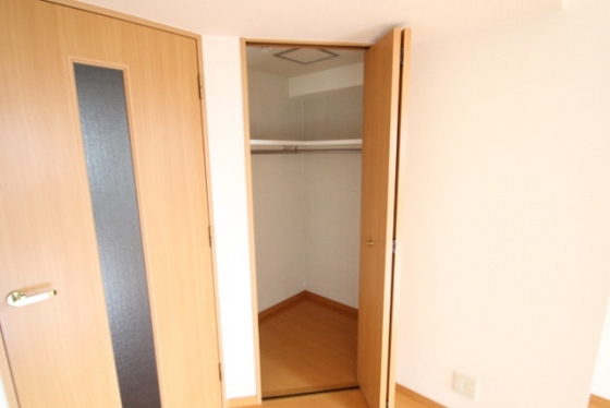 収納　※別部屋の写真です