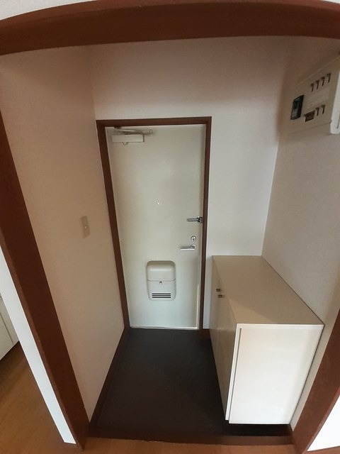 玄関　図面と現状に相違がある場合には現状を優先