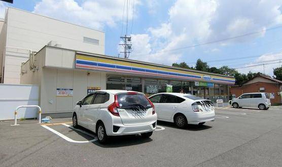 コンビニ　ミニストップ春日井西本町店（コンビニ）まで117m