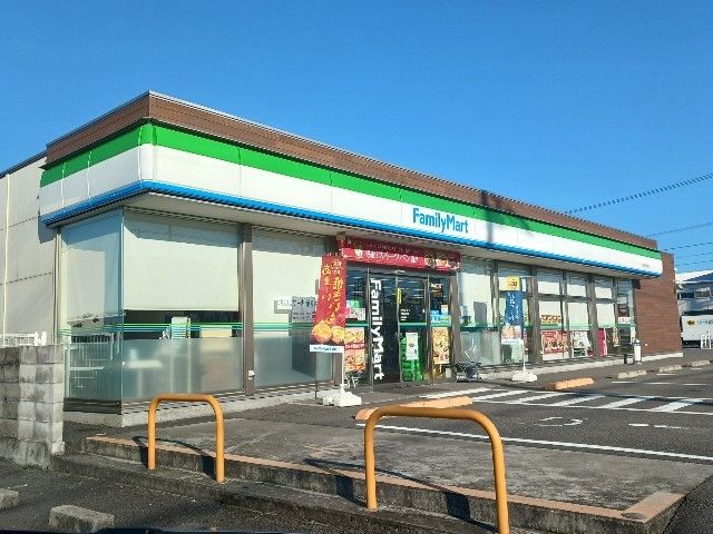コンビニ　ファミリーマート今治喜田村店（コンビニ）まで900m