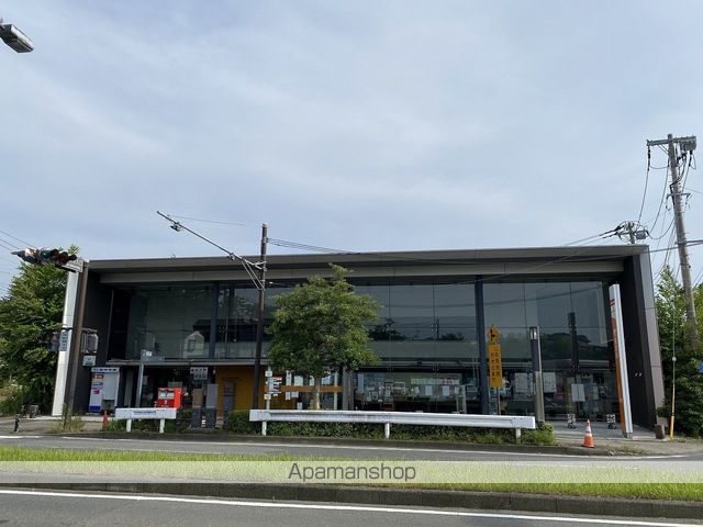 郵便局　藤沢慶応前郵便局（郵便局）まで2339m