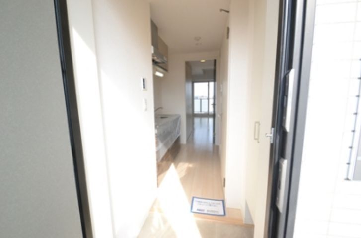 玄関　★お部屋探しは株式会社タウンハウジング東京まで★