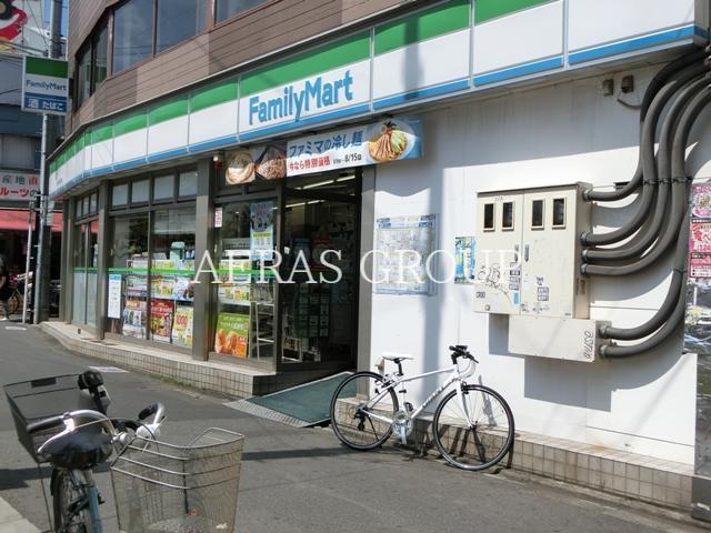 コンビニ　ファミリーマート西小山駅広場前店（コンビニ）まで36m