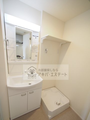 洗面設備　同一仕様写真