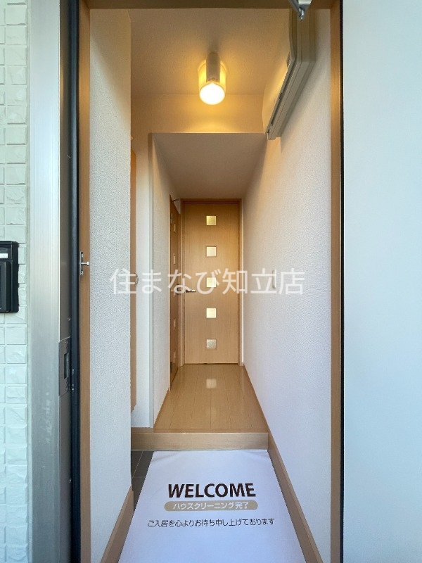 玄関　別部屋写真