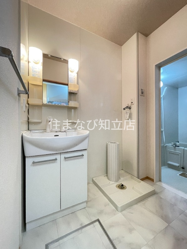 洗面設備　別部屋写真