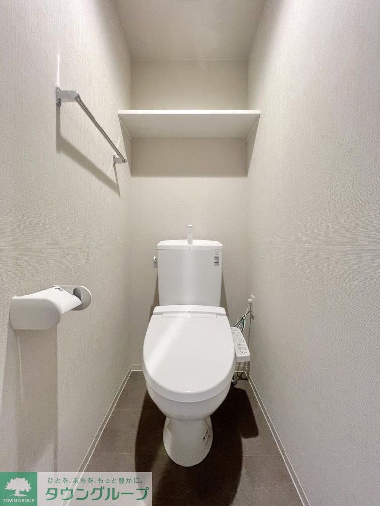 トイレ　同物件別部屋写真