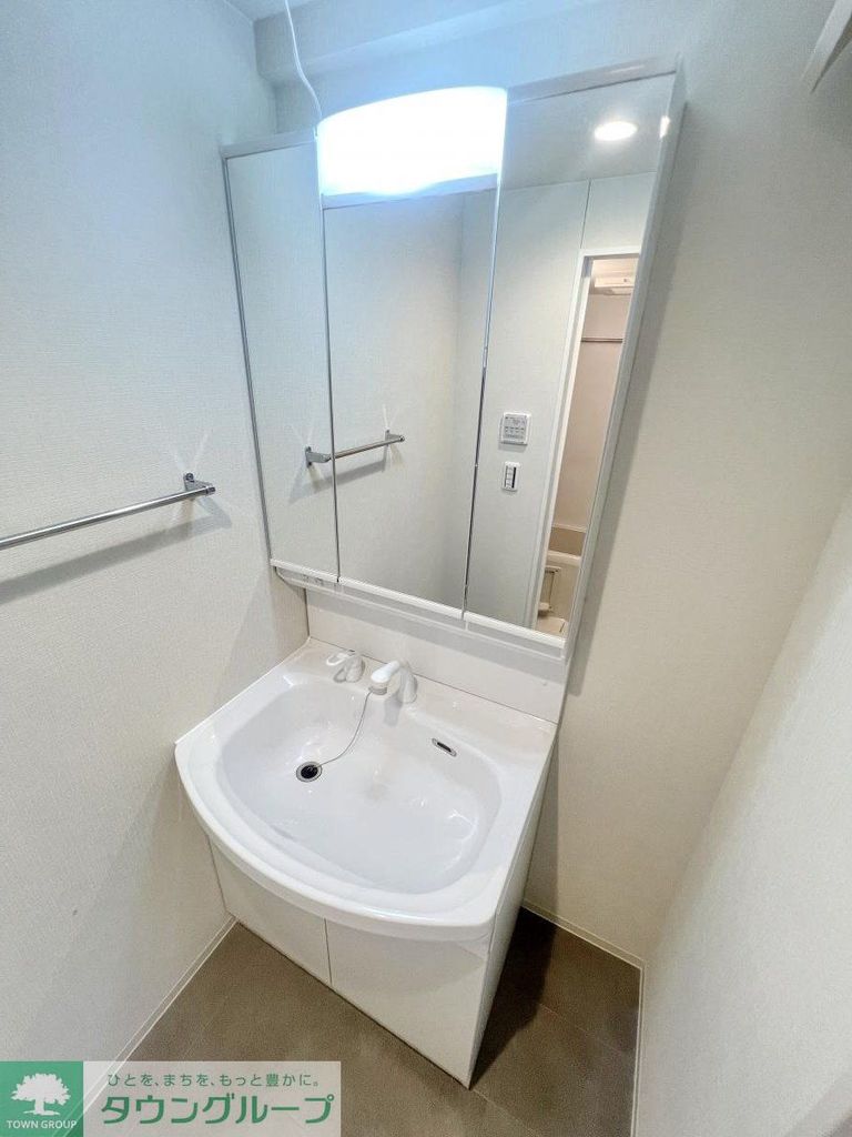 洗面設備　同物件別部屋写真