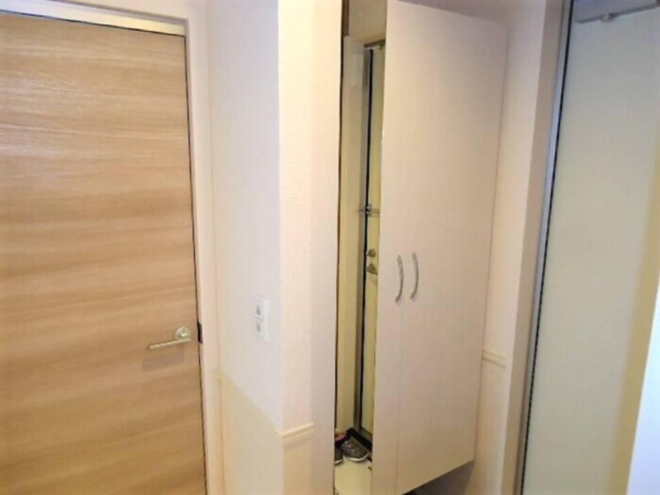 収納　シューズボックス