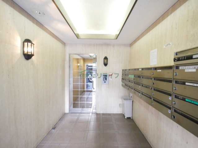 エントランス　リライフ浅草店