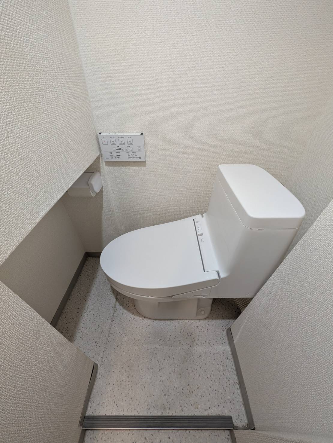 YAK川口元郷ビルのトイレ写真