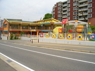 幼稚園・保育園　鳴水保育園（幼稚園・保育園）まで440m