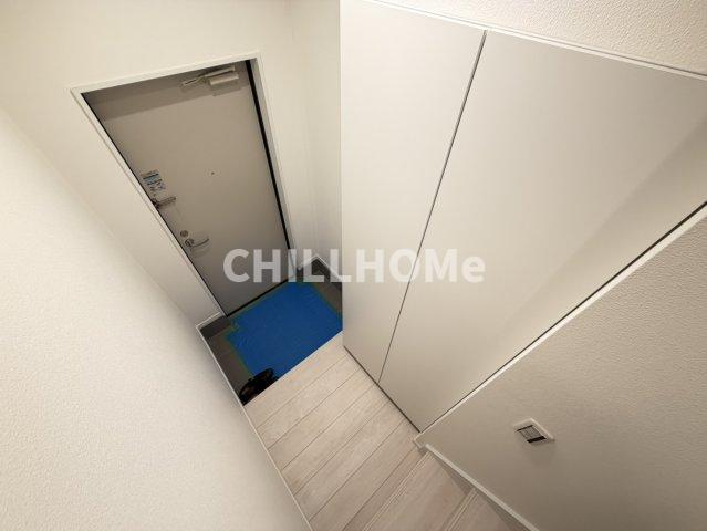 玄関　当社、チルホームのHPもご覧ください(^^)/物件情報多数♪